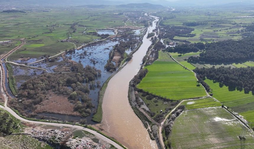 Simav Çayı’nda Büyük Hasar! DSİ Harekete Geçti!