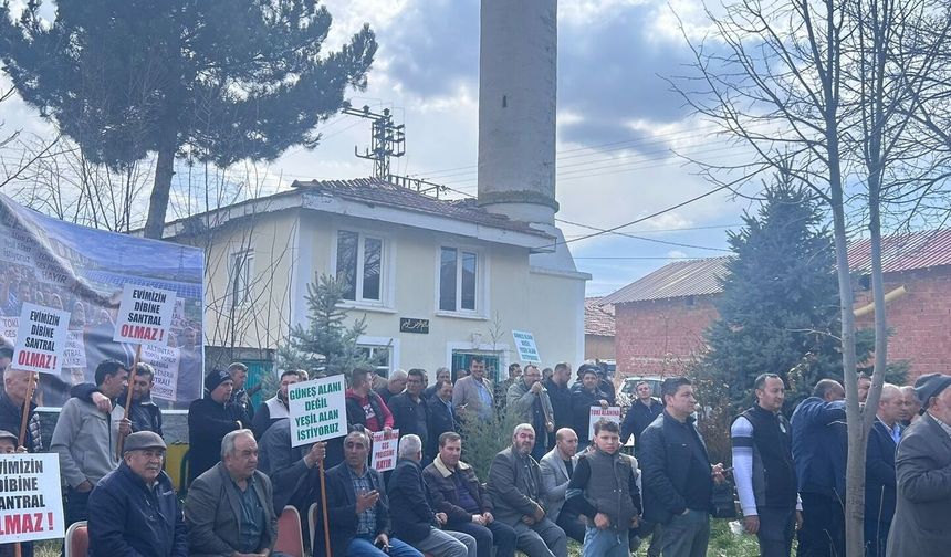 Kütahya'nın ilçesinde, dev projeye tepki: ''TOKİ arazisine GES istemiyoruz''