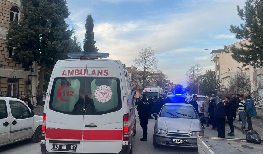 Kütahya’da Bıçaklı Saldırı: Bir Kişi Yaralandı, Şüpheli Kaçtı