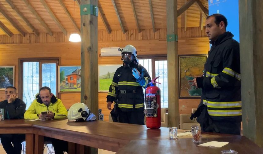 Gediz'de facianın yıl dönümünde afet bilinci güçleniyor: Yangın eğitimi verildi!