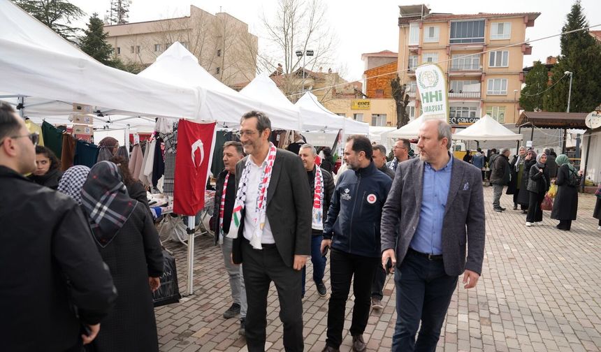 Tavşanlı Filistin için tek yürek oldu: Kermese yoğun ilgi