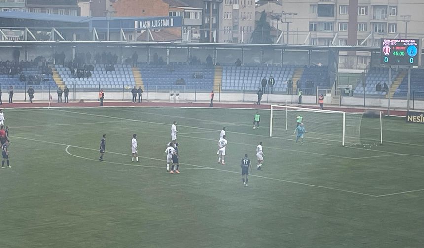 Kütahyaspor–Söke 1970 maçında ilk yarı golsüz bitti