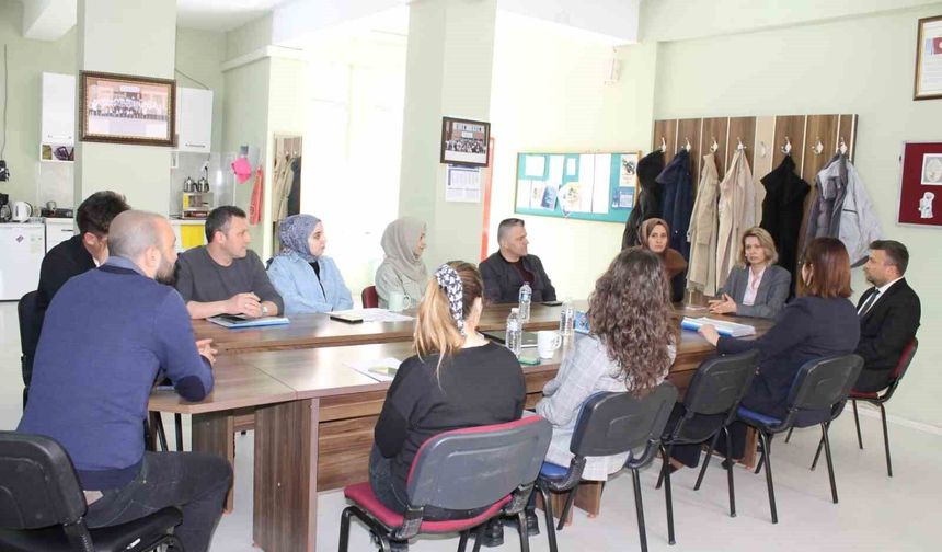 Altıntaş’ta gençlere fırsat: Mesleki eğitim projeleri hız kazandı
