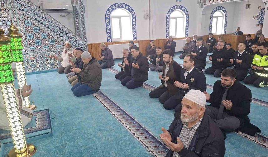 Hisarcık’ta duygulandıran anma: Şehit polisler unutulmadı