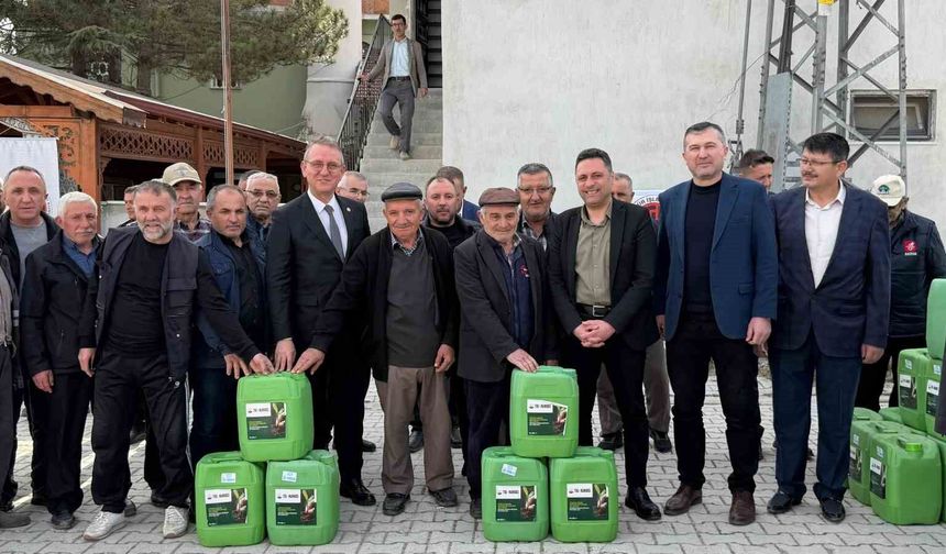 Tavşanlı’da çiftçiye destek: Hümik Asit Projesi devreye alındı