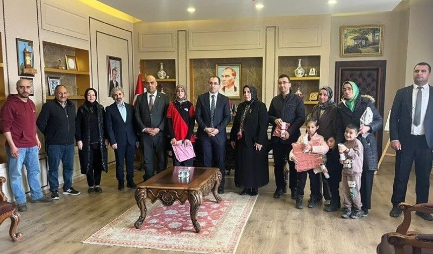 Tavşanlı’nın "En Çok Okuyanları" Belli Oldu: Kütüphane Haftası’nda Ödül Yağmuru