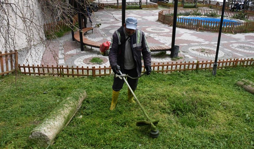 Emet'te bahar geldi, temizlik çalışmaları başladı
