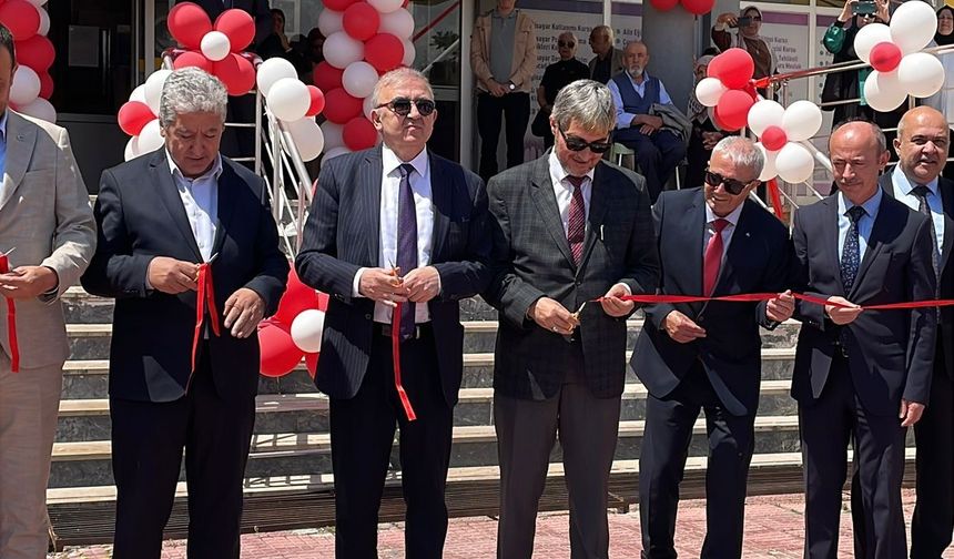 Kütahya'da 'Hayat Boyu Öğrenme' coşkusu: Kursiyerlerin eserleri göz kamaştırdı