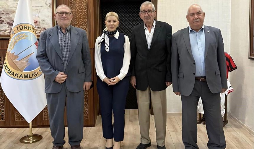 Kıbrıs gazileri, Altıntaş Kaymakamı Yıldırım'a ziyaret gerçekleştirdi