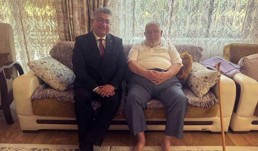 Rektör Kızıltoprak’tan Üniversitenin Kurucu İsimlerine Ziyaret