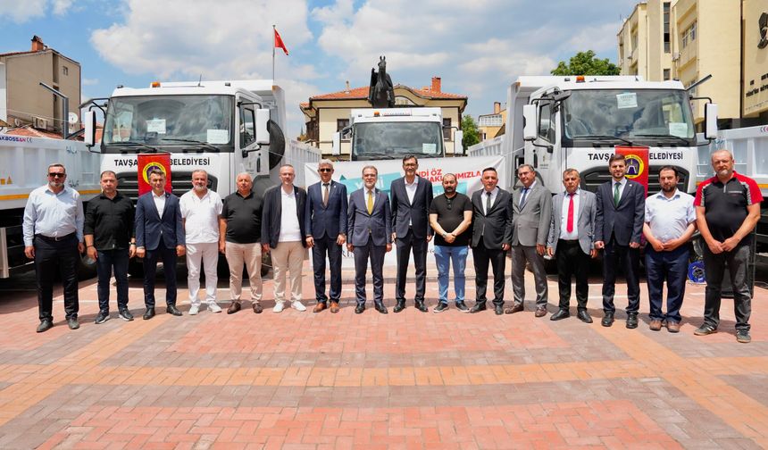 Tavşanlı'da yeni belediye araçları için tanıtım programı düzenlendi