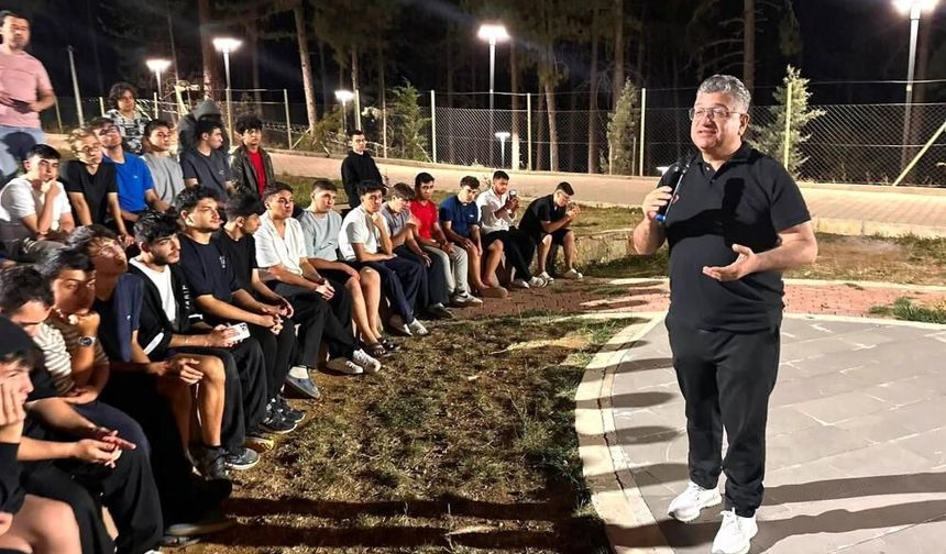Rektör Kızıltoprak’tan Gençlere Kütahya Daveti