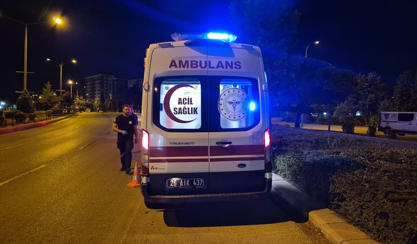 Atatürk Bulvarı üzerinde kanlı kaza: 2 yaralı