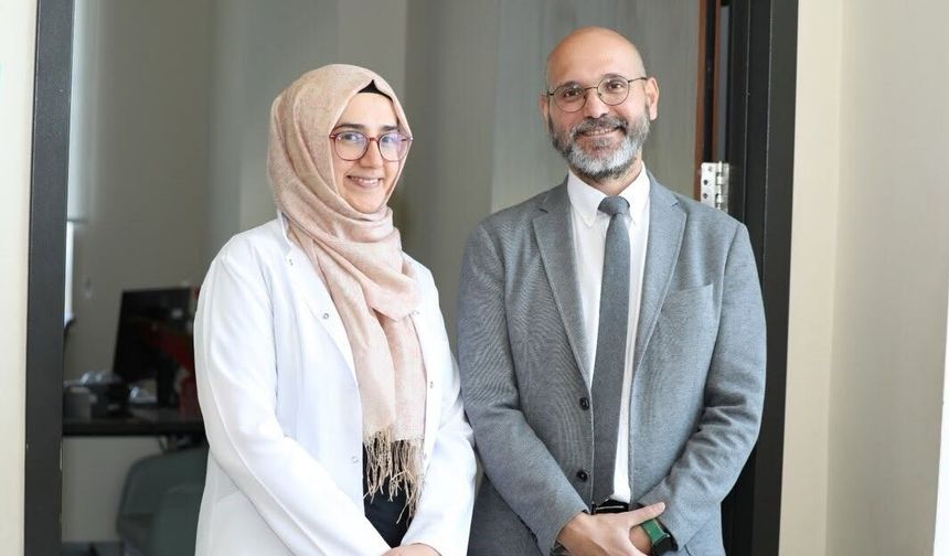 Kütahya Şehir Hastanesi'nde zorlu müdahale başarıyla bitti: 76 yaşındaki hastaya genel anestezisiz ameliyat!