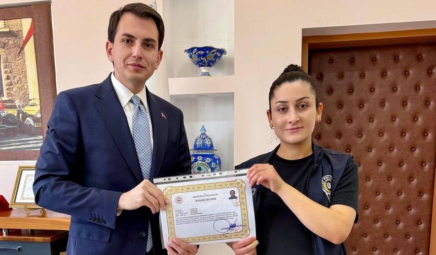 Hisarcık’ta emniyet personeline başarı belgesi takdim edildi