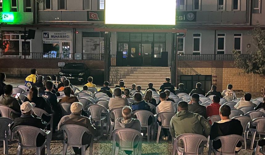 Domaniç'te Fenerbahçe coşkusu zirve yaptı