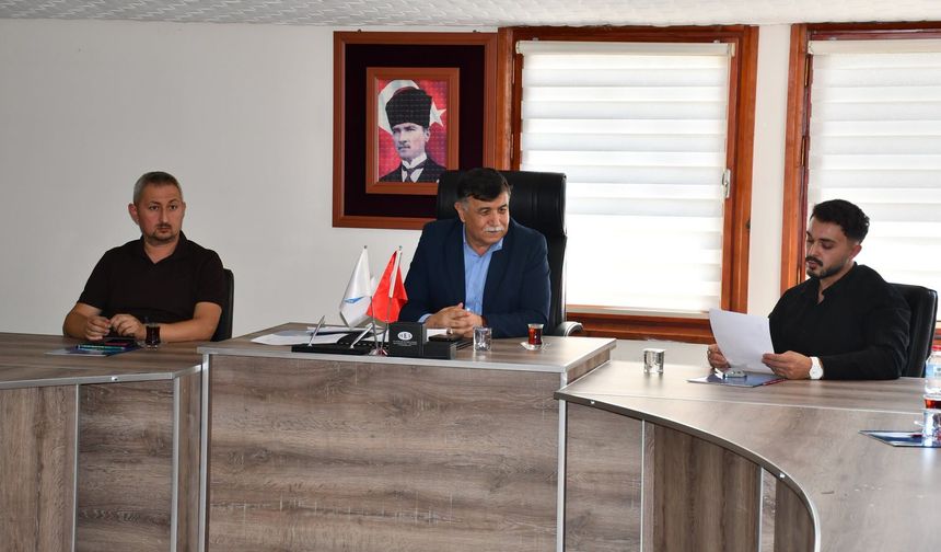 Emet Belediye Meclisi'nde gündem maddeleri masaya yatırıldı
