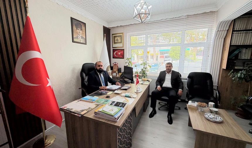 Gediz'de Başkan Akel’den İlçe Müftüsü Aslan’a ziyaret