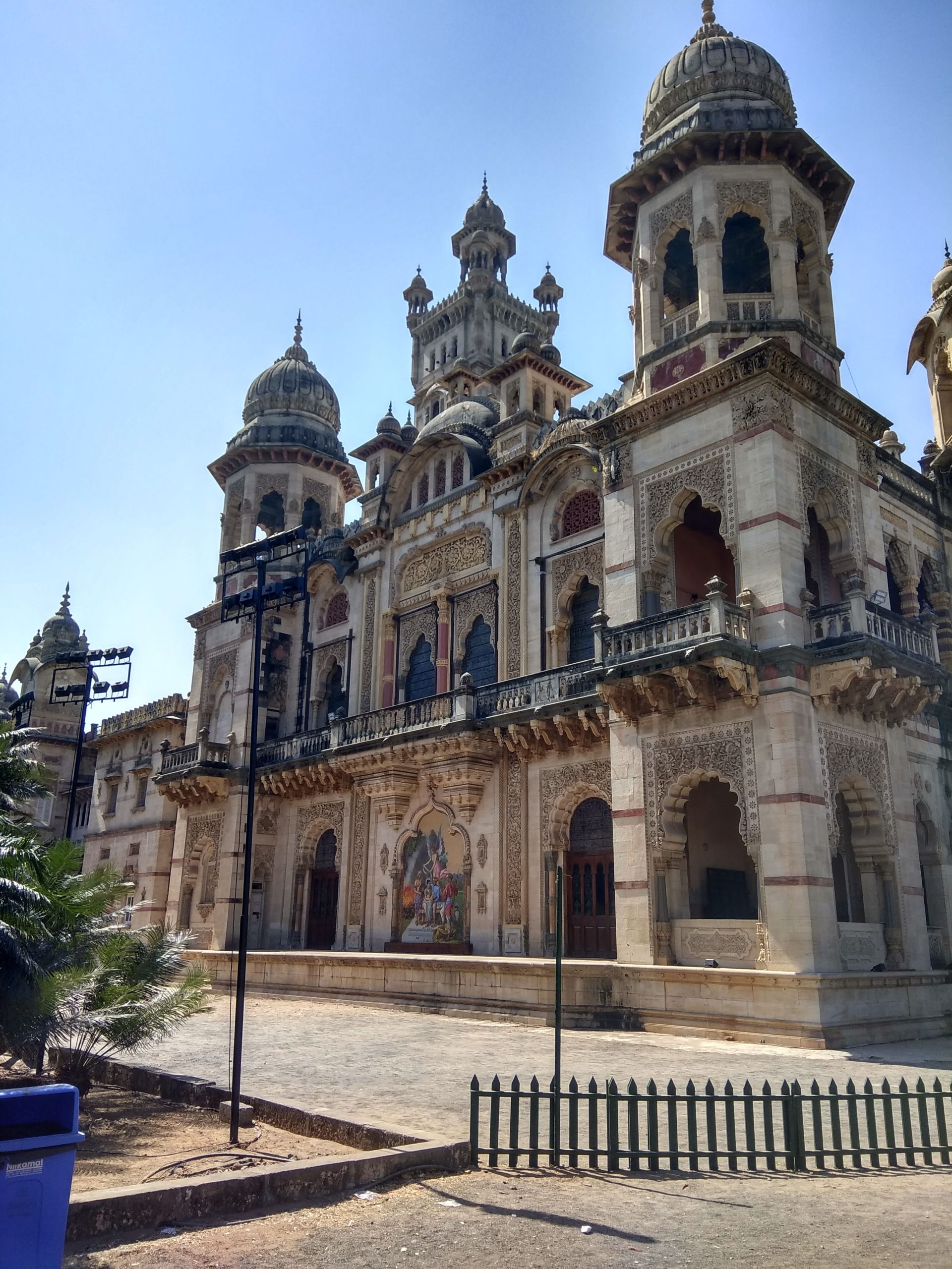 Laxmi Vilas Palace4