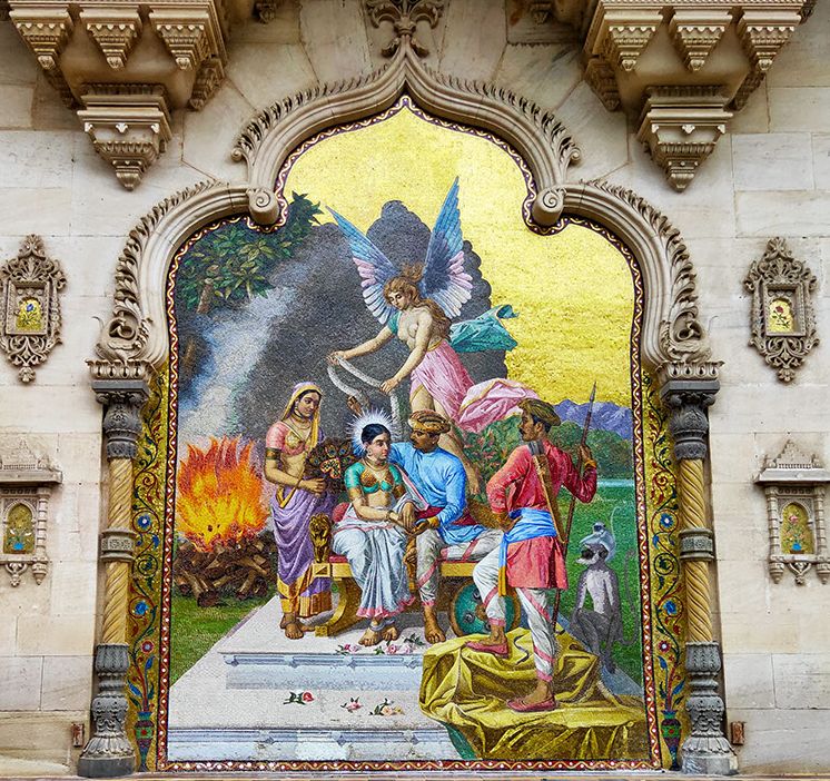 Laxmi Vilas Palace7