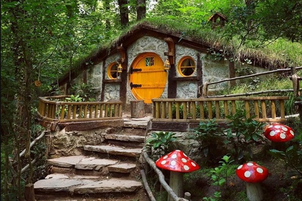 Macera Parkı Ve Hobbit Evleri