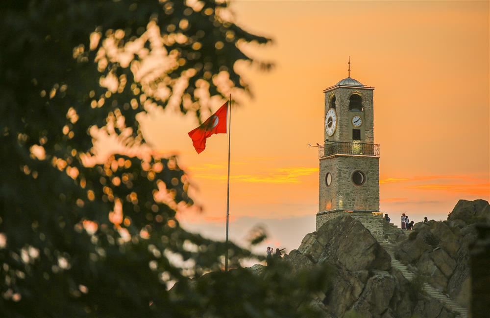 Saat Kulesi (Sivrihisar)