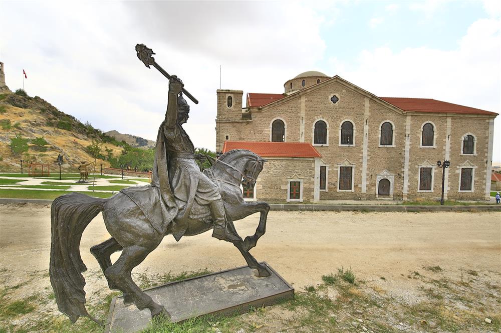 Surp Yerrortutyun Ermeni Kilisesi (Sivrihisar)