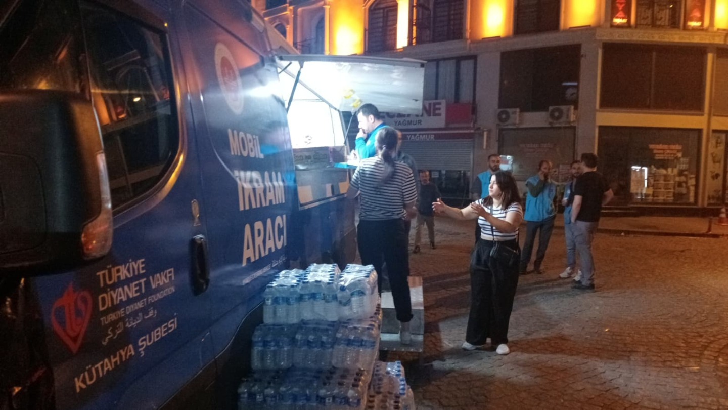 Kütahya’dan sındırgı depremine anında destek