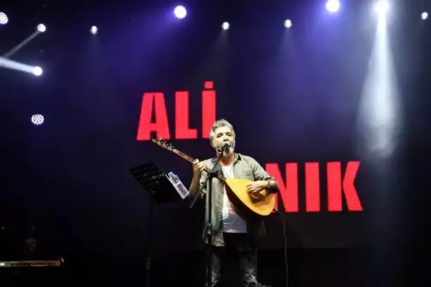 Aknk