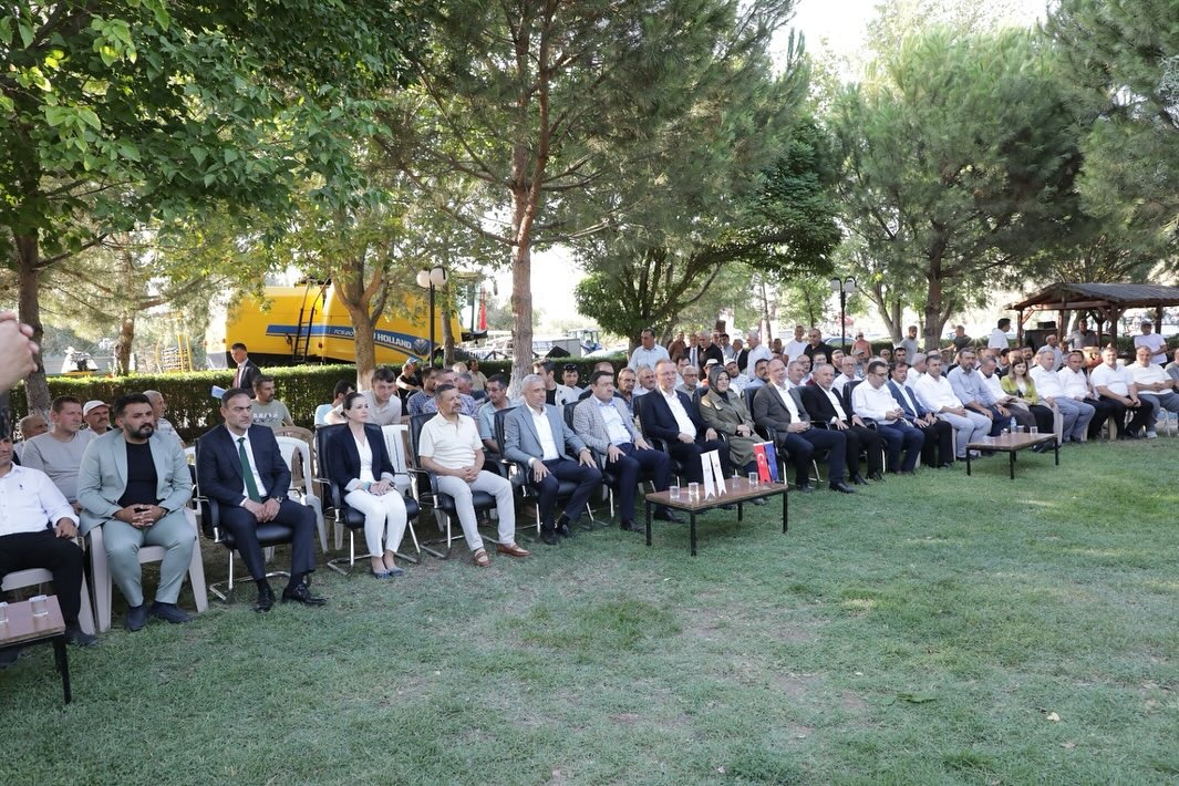 Naşa’da Tarıma Büyük Destek Makine Parkı Teslim Edildi