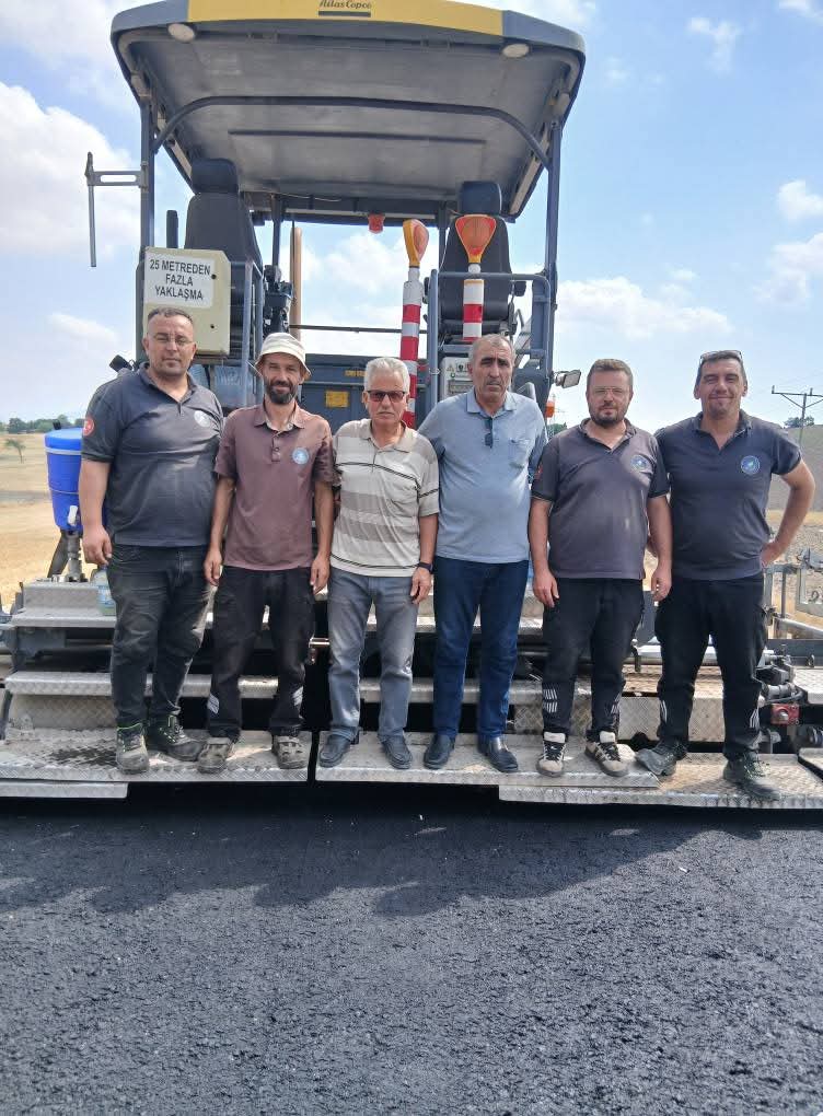 Şanlıyurt Ve Üçhüyük Asfalta Kavuşuyor (2)