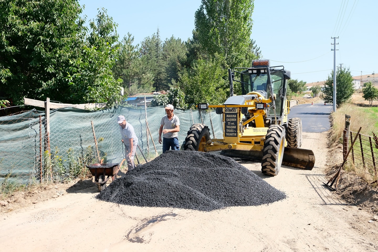 Tavşanlı’da Çardaklı Mahallesi’nde Yol Konforu Artıyor