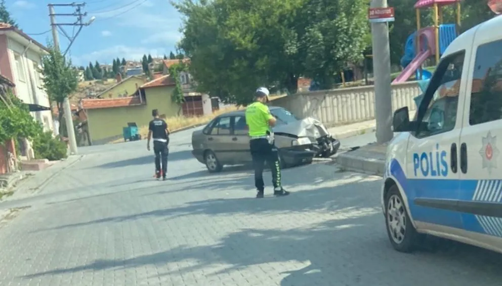 Tavsanlida Trafik Kazasi 2 Yarali 20250808 A W513232