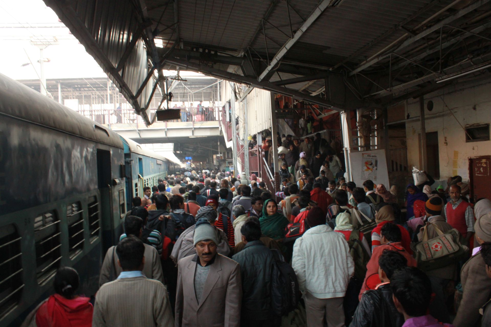 Varanasi Tren Istasyonu2