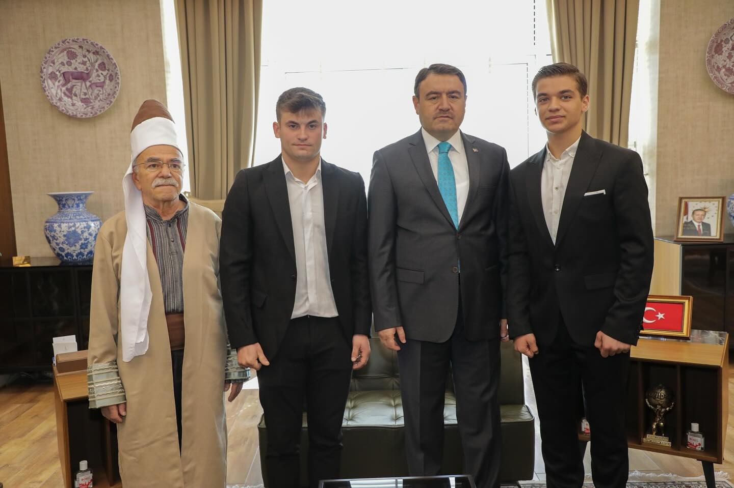 0E3D00Ae 4013 4D1C Ac0F Efdc4794Ae76