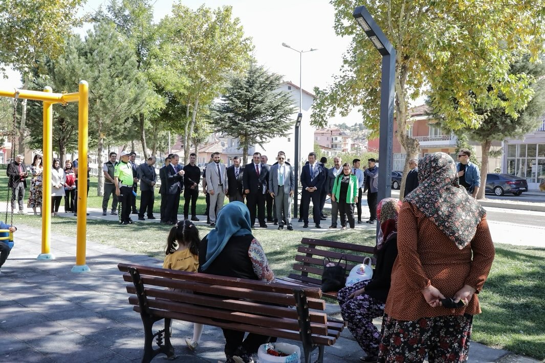 2105Bc5E 9005 4D40 A025 B7E8Ff640B15