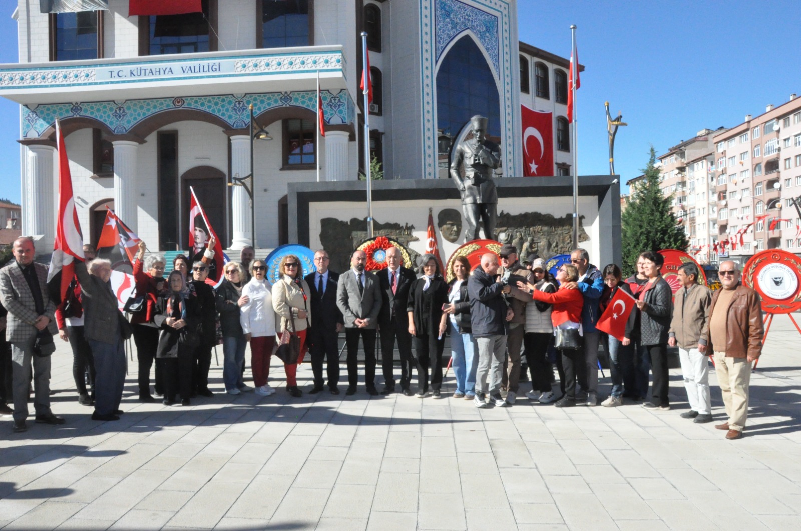 5C6Ea648 Efab 4235 A1D2 019A2F13Cc5B