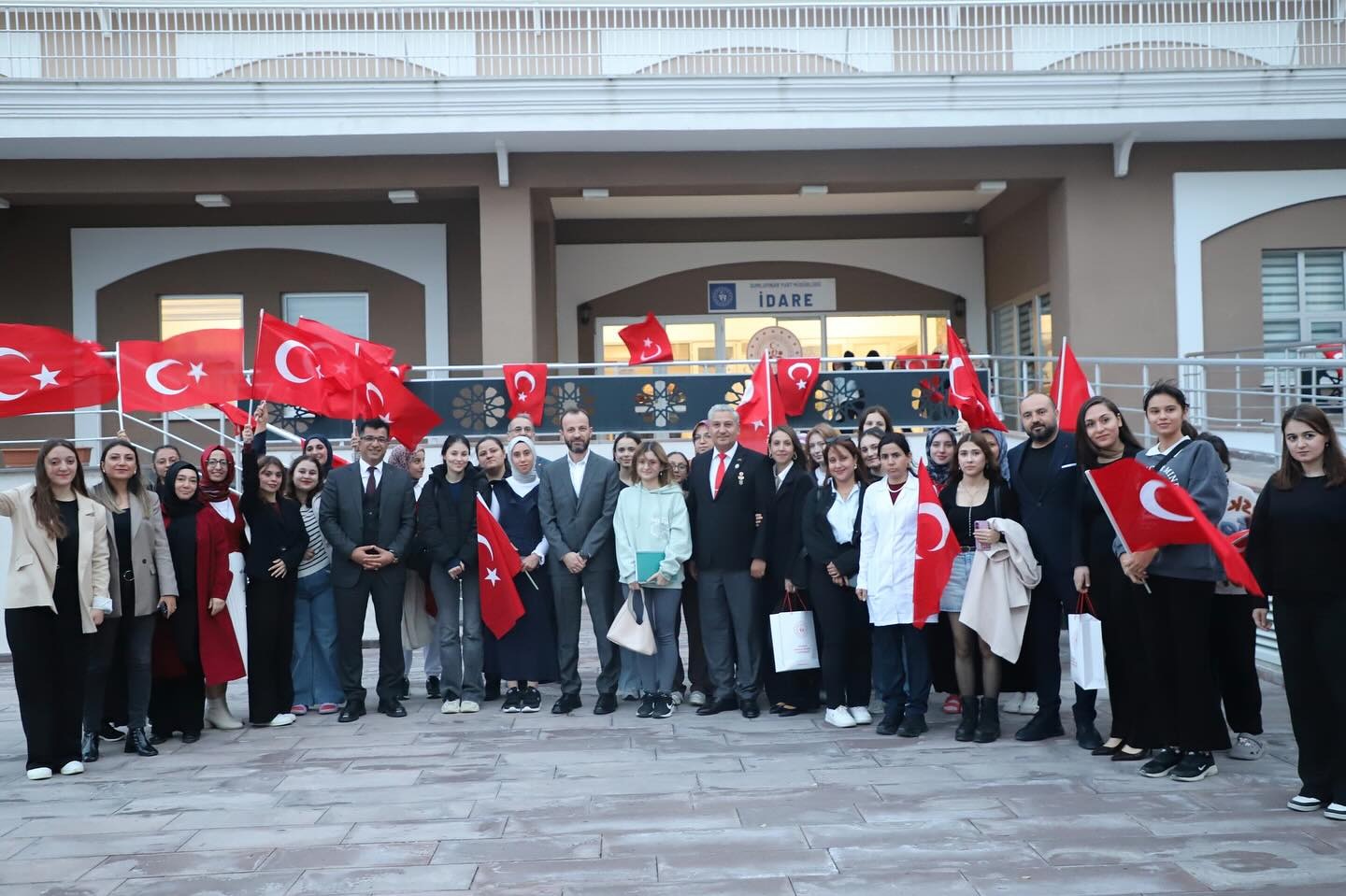 A83Bc55B F1Db 4597 A524 3E21884B4C00