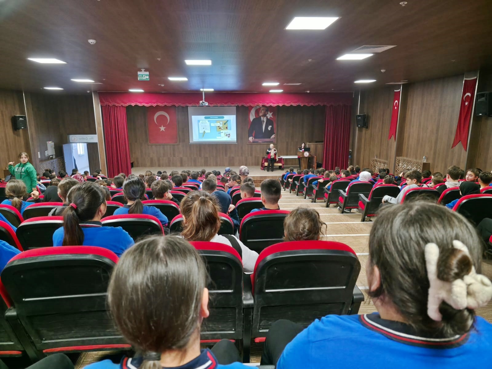 Acf0D5Bc 459C 4B3A Ab2F A8933E6643C6