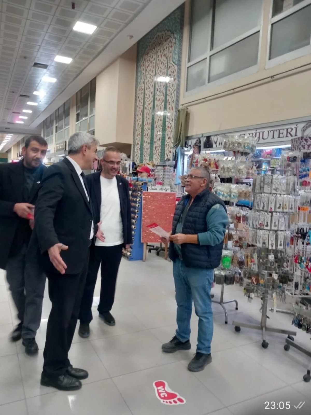 C8F13C18 1085 4A43 880C A825D83Dd5E5