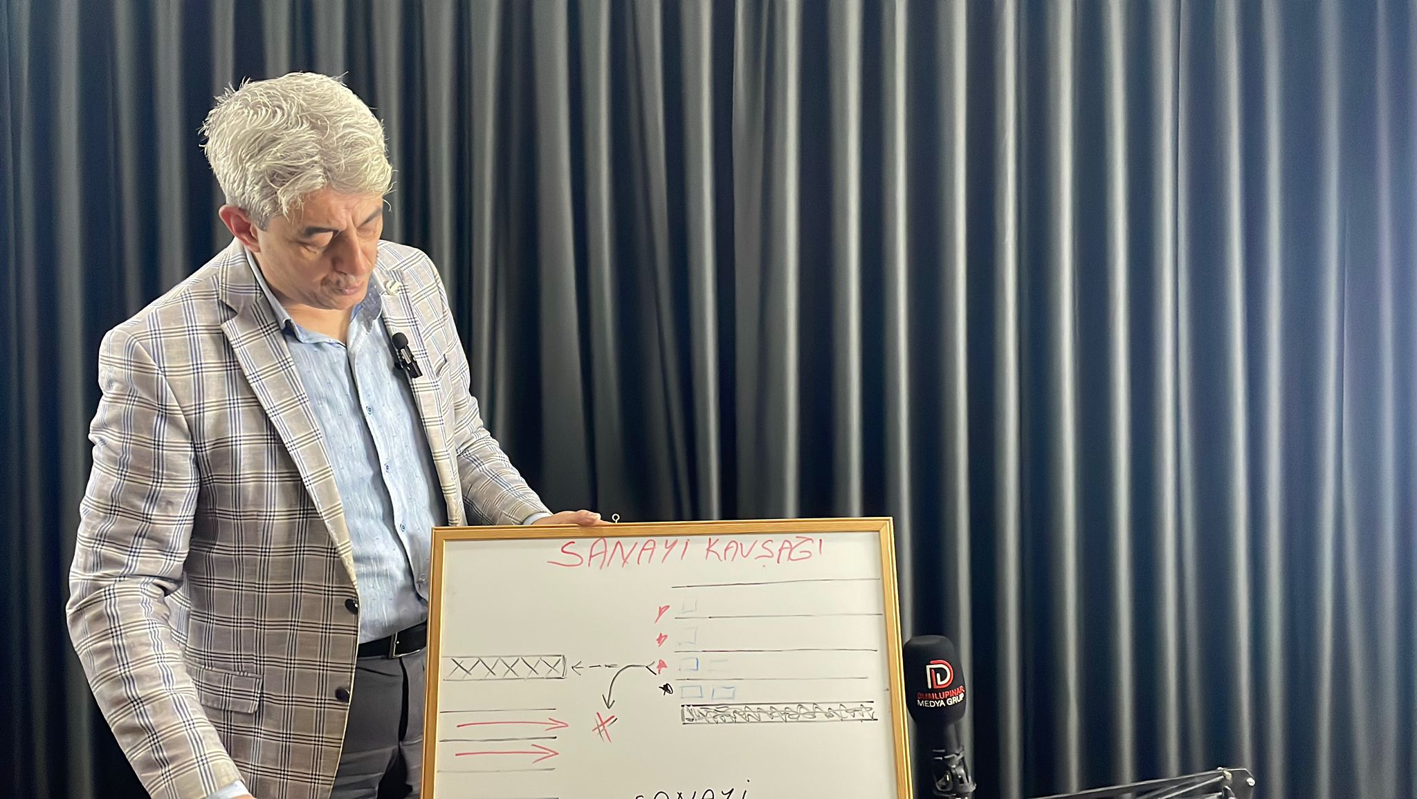 D38Fc82E B628 4D25 91A4 Ba363459Fa11