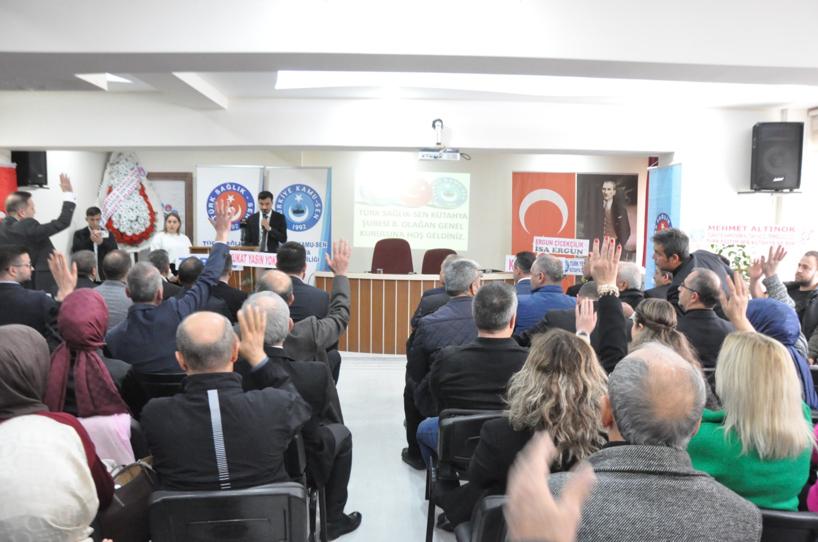 2B256Cf3 8919 47D1 B087 D4A83C74A17C