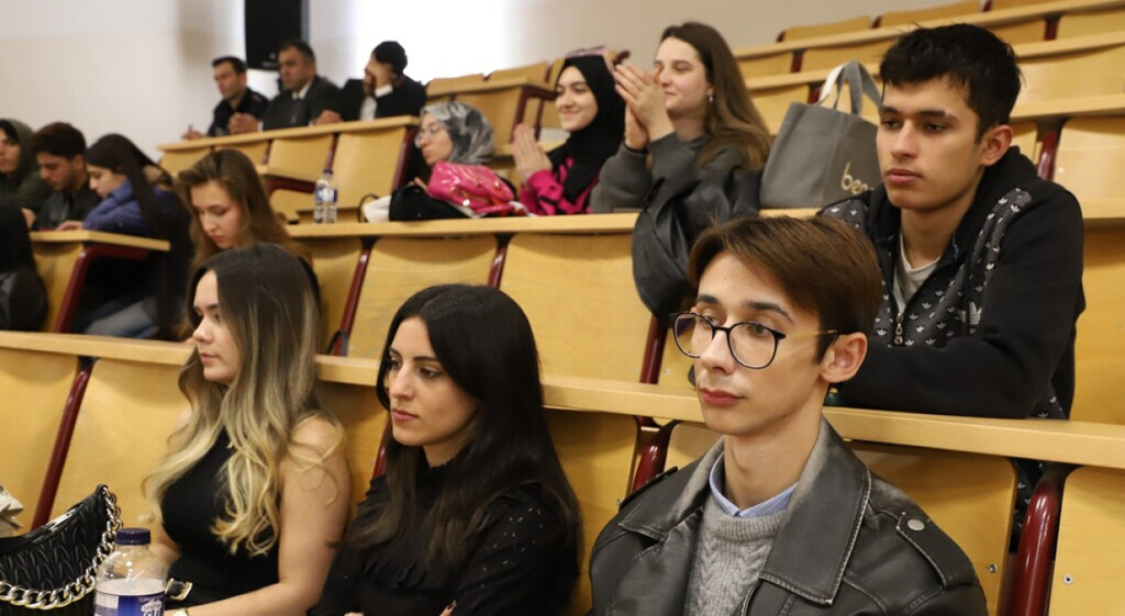 36C2Ca83 10Af 45E0 8Fe4 076198E5C0C0