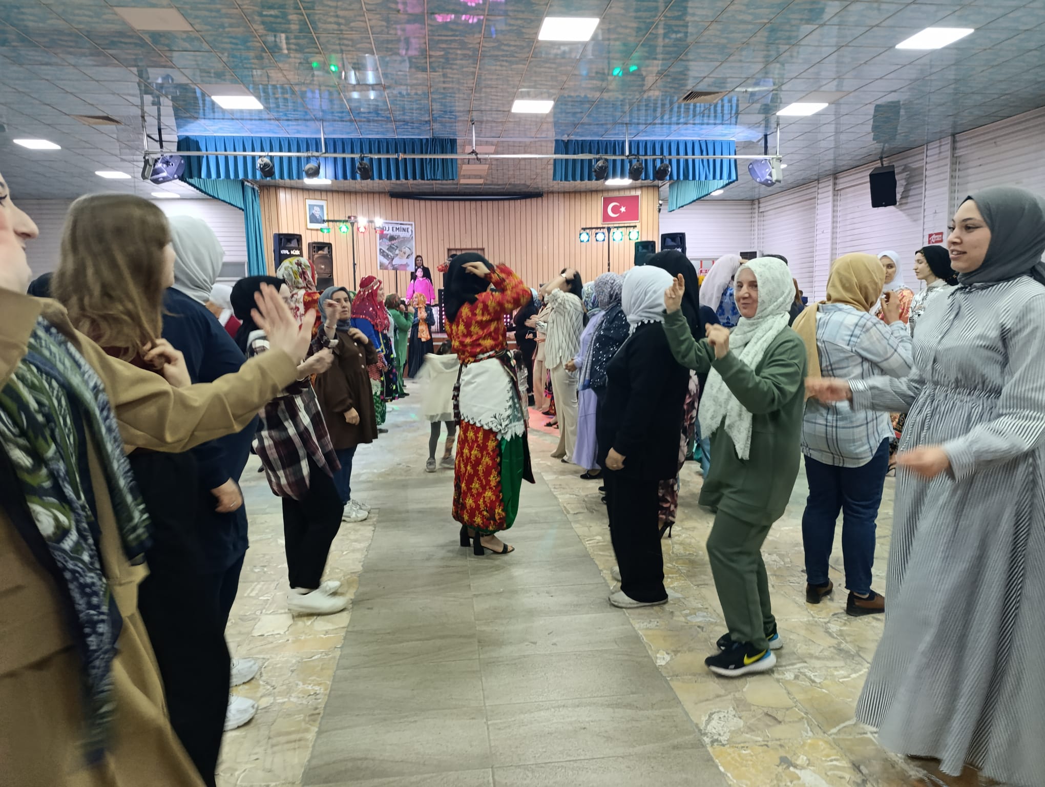 409Bceda 99Ee 4886 A0D4 Cc07107Fdde6