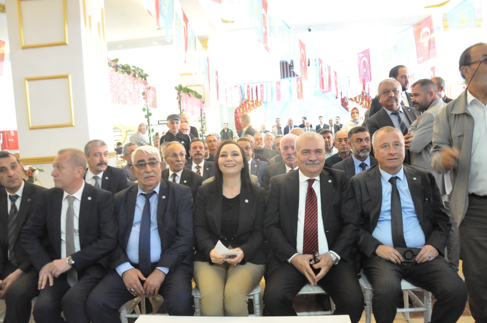 4D075B7B Fabf 454D 8Aef 451Edb557F2A