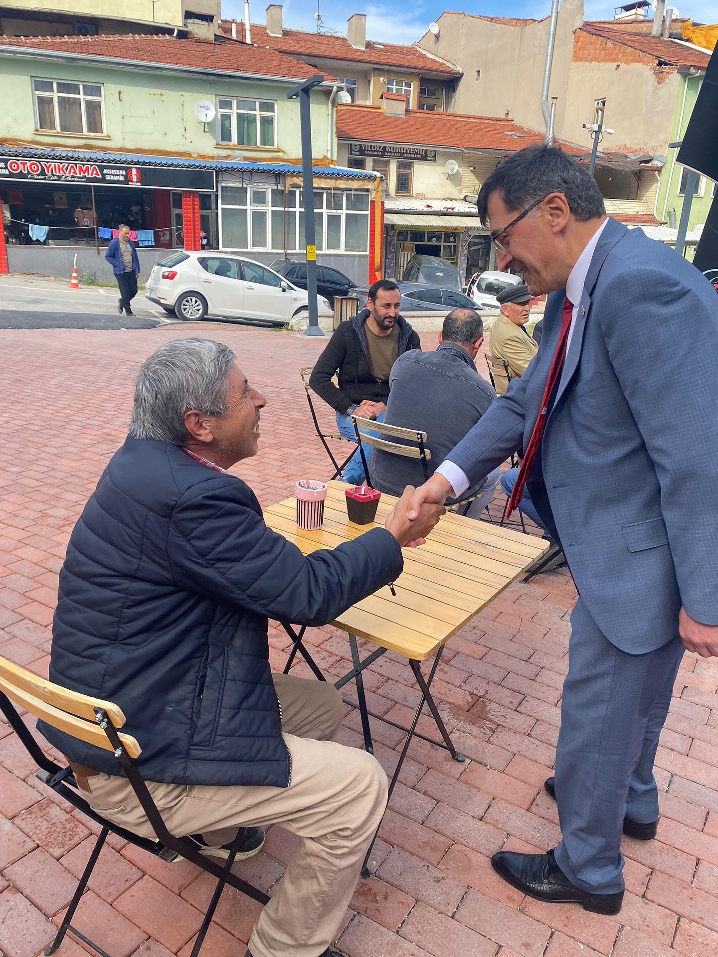 573148310 18395639845134776 8834217456525763984 N