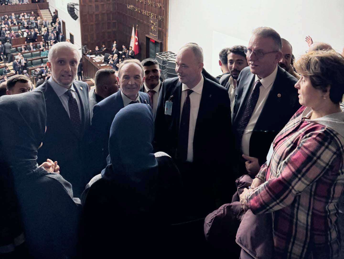 B56Ec124 1F64 450D 95B5 2C100F011E16