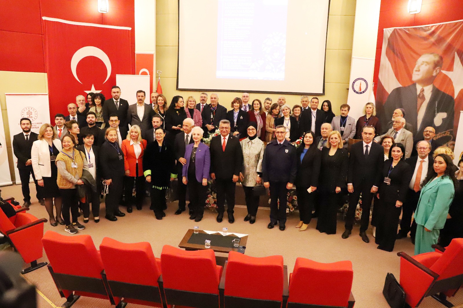 B5Ff2657 8B39 4644 A565 Bfbe78F09A53