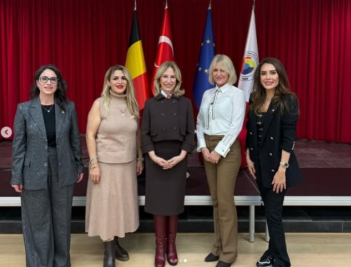 B8Bc0C75 1B60 4Aee B4B9 Dbfcd64B7536