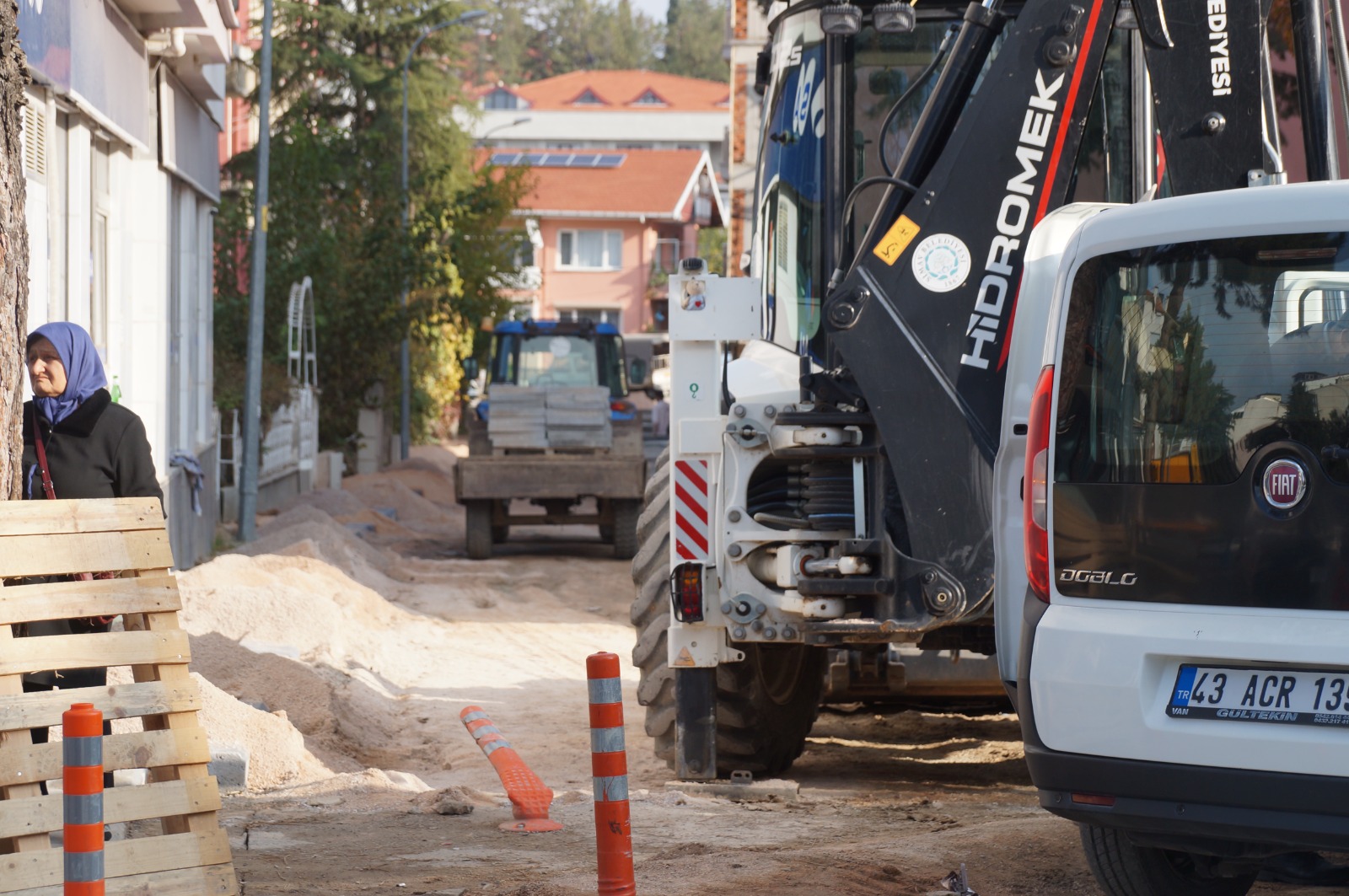 C5478112 B436 44E8 B679 08165B651C9B